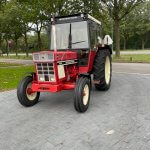 Tractor merk International 644